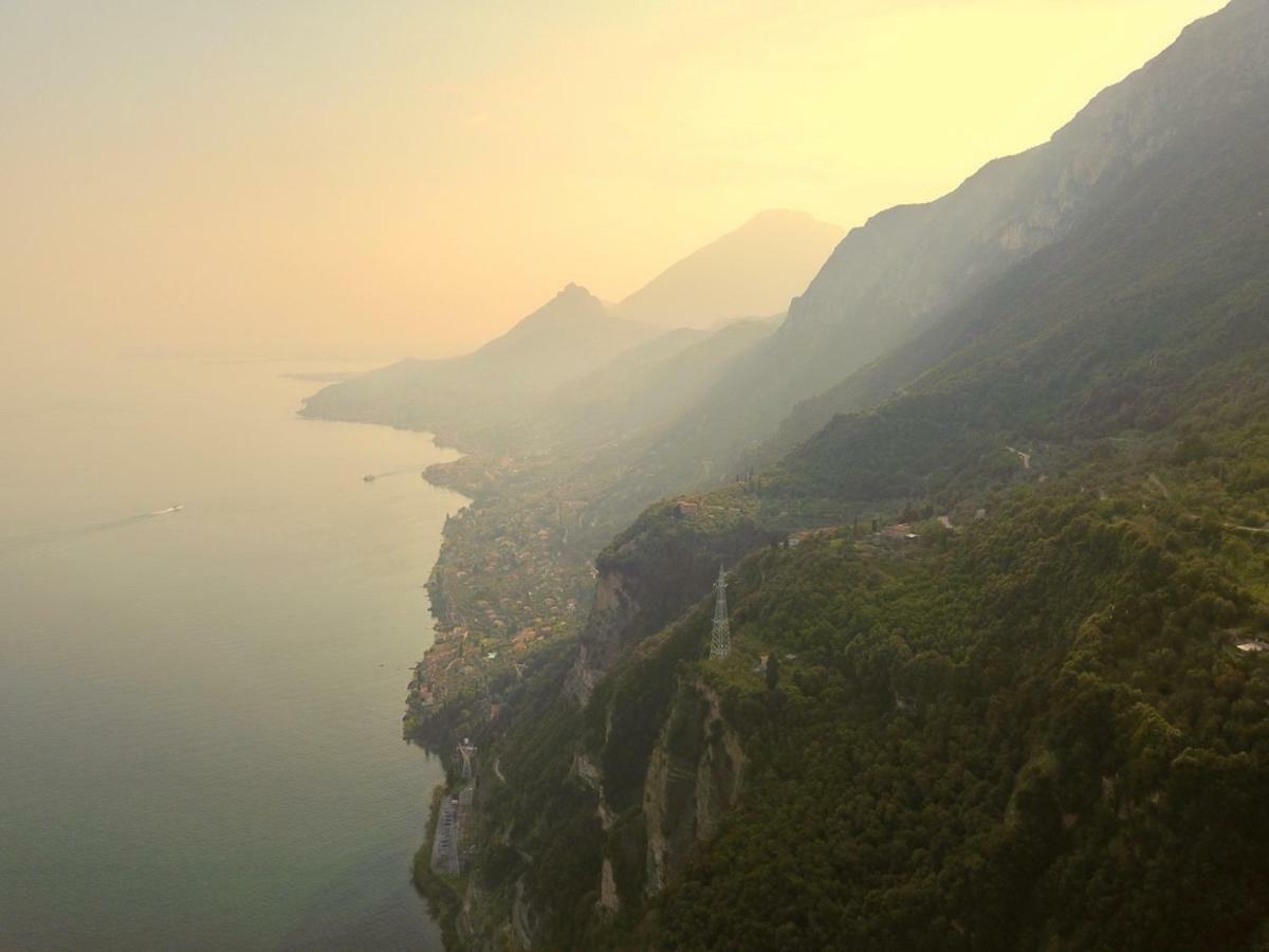 Borgo Al Tempo Perduto Villa Gargnano Eksteriør bilde